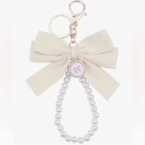 Pearl Bow Keychain Charm - Ivory